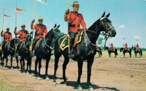 Canada Royal Canadian Mounted Police Officers Vintage Postcard 07.57