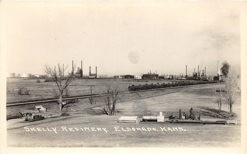 H69/ Mining Mines RPPC Postcard c1940s Eldorado Kansas Skelly Refinery 7 