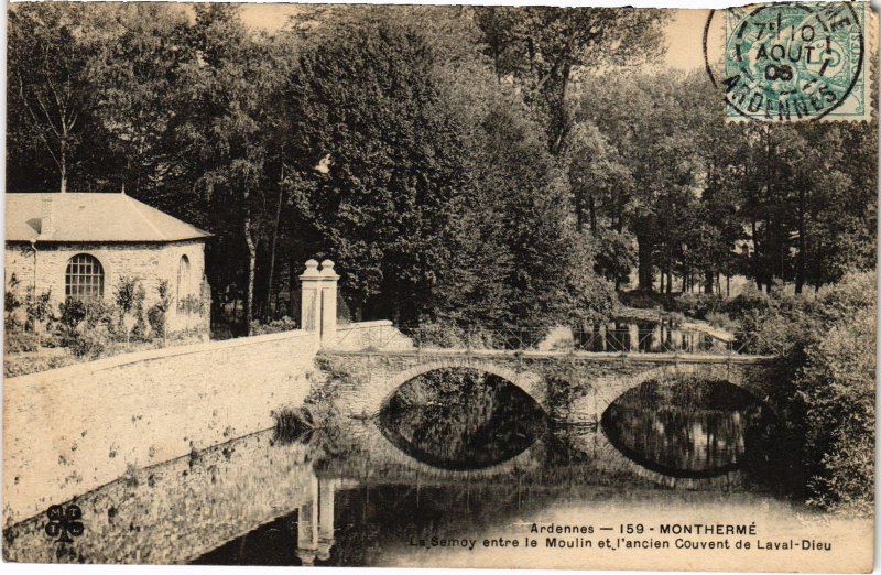 CPA Ardennes - Monthermé - La Semoy entre le Moulin (113064)