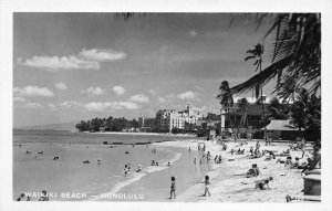 RPPC WAIKIKI BEACH Honolulu, Hawaii Beach Scene ca 1940s Vintage Postcard