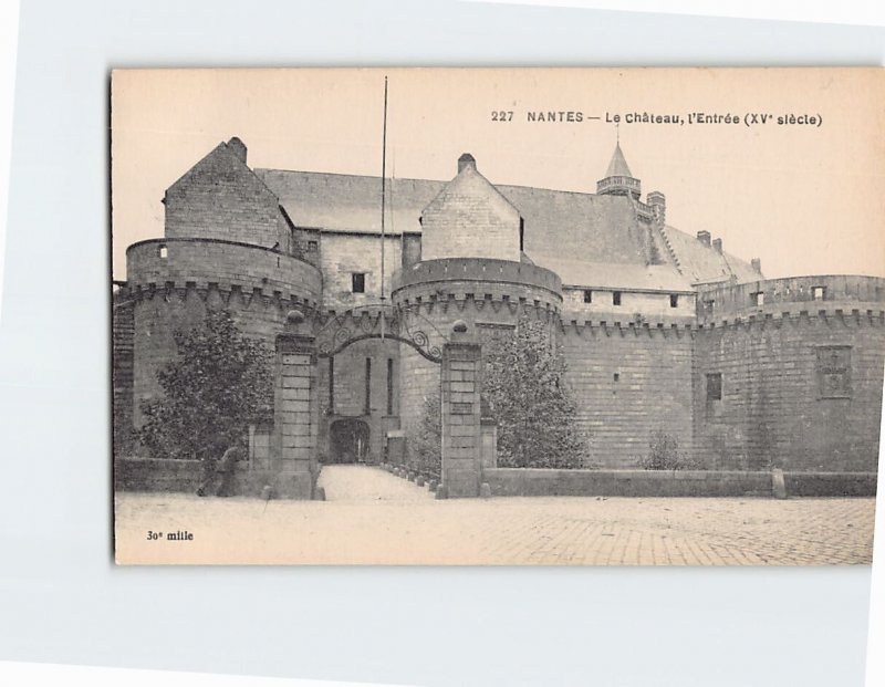Postcard Le Château l Entrée Nantes France