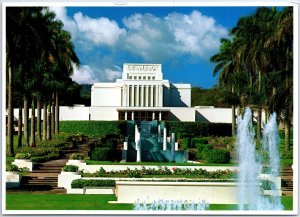 VINTAGE CONTINENTAL SIZED POSTCARD CHURCH OF CHRIST OF LATTER DAY SAINTS HAWAII