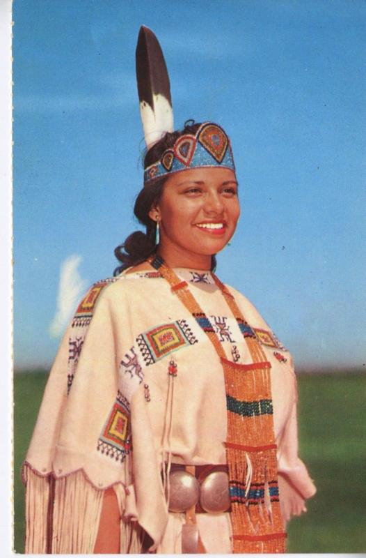 'Indian Maid' Pretty Indigenous Woman First Nations Peoples Vintage Postcard D23