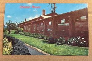 UNUSED POSTCARD - VOLCANO HOUSE, VOLCANOES NATIONAL PARK, HAWAII