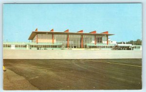 WARWICK, Rhode Island R.I. ~ THEODORE FRANCIS GREEN AIRPORT ca 1961  Postcard