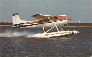 79 Cessna 188 Aircraft advertising in action Postcard 22-7065