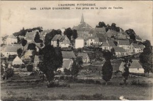 CPA LATOUR-d'Auvergne-Vue prise de la route de Tauves (46634)