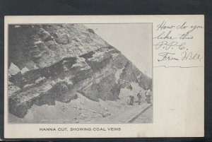 America Postcard - Hanna Cut, Showing Coal Veins, Wyoming    RS19619