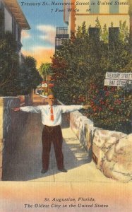 ST PETERSBURG, Florida FL   MAN On TREASURY STREET~Narrowest In US   Postcard