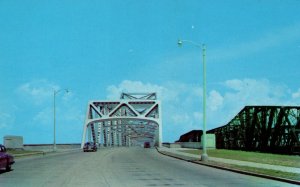 USA Camp Calvin Crest R.F.D.5 Fremont Nebreska Chrome Postcard 09.86