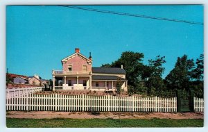 ST GEORGE, UT Utah ~ Winter Home BRIGHAM YOUNG c1950s Washington County Postcard