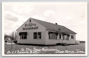 Cedar Rapids Iowa RPPC The Ivyl Spear Restaurant US Hwy 30 Postcard F30