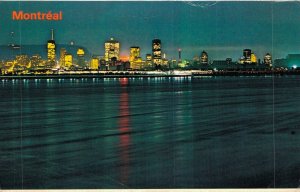 Canada Montreal Skyline Vintage Postcard 08.14