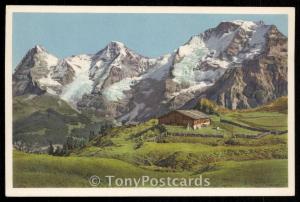 Alphutte im Berner Oberland mit Eiger - Monch und Jungfrau