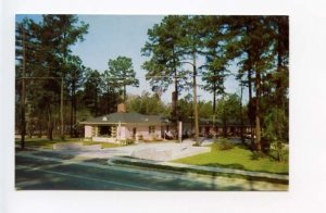 Columbia SC Forest Motor Court Motel on Two Notch Rd Old Car Postcard