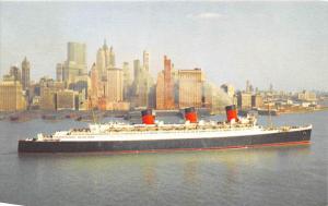R.M.S. Queen Mary, Cunard Line  New York harbor