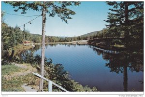 Lac Claude, L'Hotel Cafe St-Jean, Route 15, St-Cassien Des Caps, Charlevoix, ...