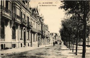 CPA St-NAZAIRE - Le Boulevard de l'Ocean (589898)