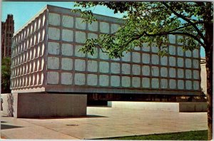 Postcard MONUMENT SCENE New Haven Connecticut CT AK1529