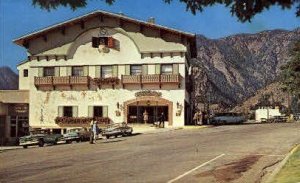 Tannen-baum Square Building - Leavenworth, Washington