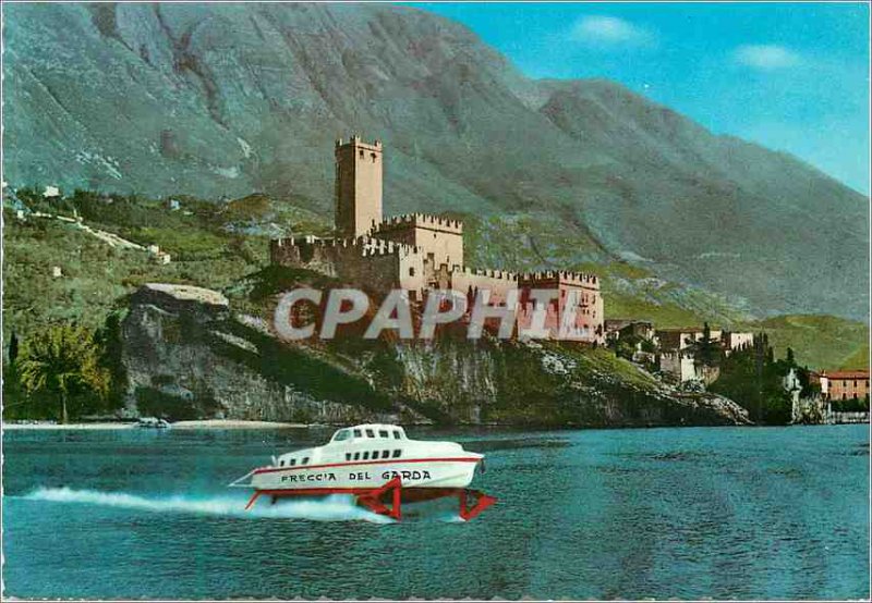 Postcard Modern Lake garda malcesine ch�teau the Garda Police Boat