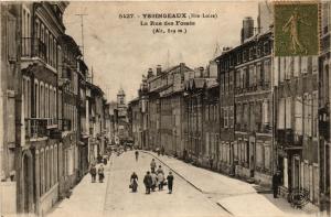 CPA YSSINGEAUX - La Rue des Fosses (Alt.829 m) (658026)