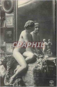 COPY Nude in Mirror