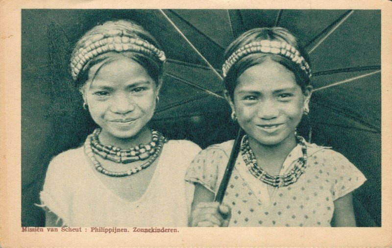 Philippines Two Girls Sun Children 04.92