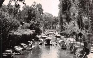 XOCHIMILCO D F MEXICO BOATS ON CANAL #124 REAL PHOTO POSTCARD 1940s