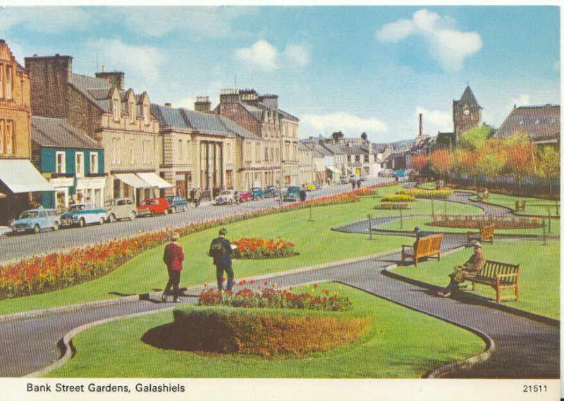 Scotland Postcard - Bank Street Gardens - Galashiels - Selkirkshire - Ref 20624A
