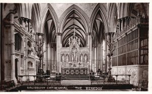 Vintage Postcard Interior Salisbury Cathedral The Reredos Salisbury England