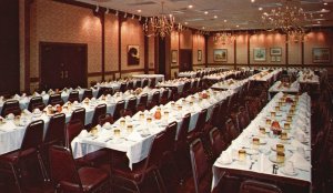 Vintage Postcard Dining Room Timberlanes Motor Inn Downtown Salem Ohio OH