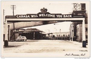 RP: main Street w/ Arch , FORT FRANCES , Ontario , Canada , PU-1946