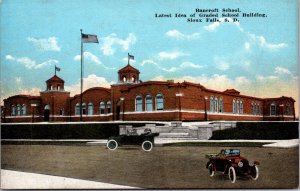 Postcard Bancroft School in Sioux Falls, South Dakota