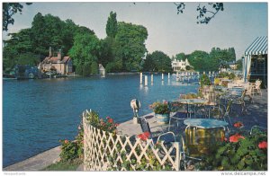 River From the Terrace, Compleat Angler Hotel, Marlow, Bucks, BUCKINGHAMSHIRE...