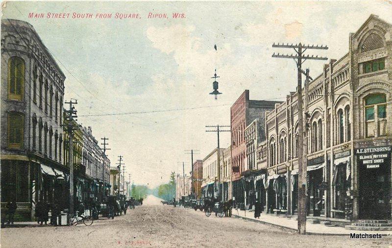 1909 RIPON WISCONSIN Main Street South from Square postcard 8065