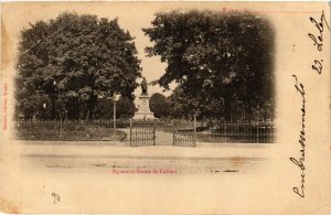 CPA REIMS Square et Statue de Colbert (490624)