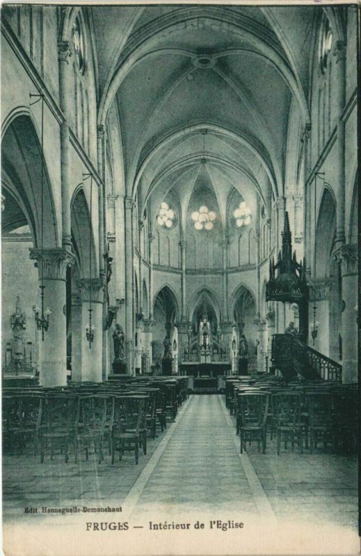 CPA FRUGES IntÃ©rieur de l'Ãglise (979561)