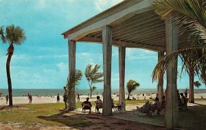 SARASOTA, FL Florida  NEW SIESTA KEY BEACH PAVILION  Beachgoers  1972 Postcard