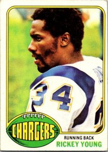 1976 Topps Football Card Rickey Young San Diego Chargers sk4509