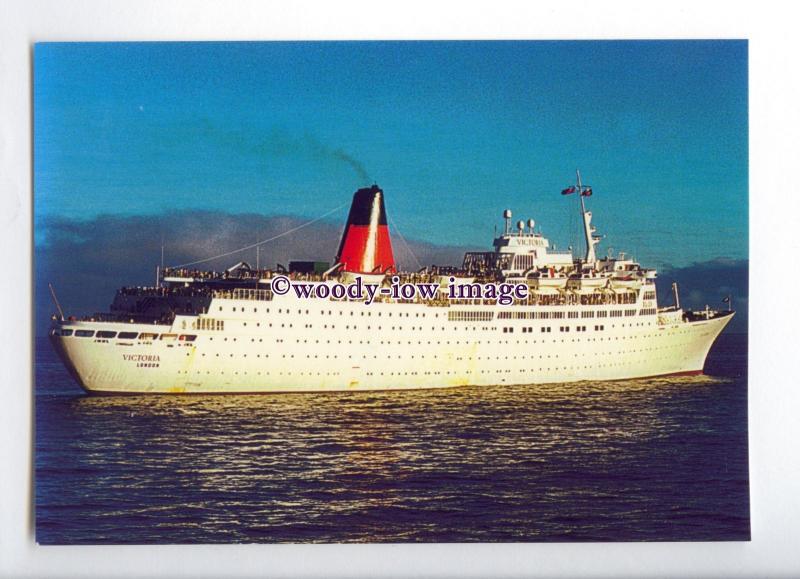 LN1563 - P&O Liner on charter to Union Castle - Victoria , built 1966 - postcard