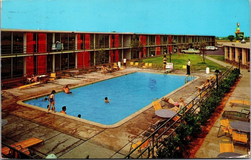 Vtg Fort Worth Texas TX Holiday Inn Hotel Northeast Swimming Pool 1970s Postcard