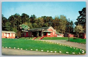 Tallahassee Florida~Gandy Motor Hotel Entrance & Sign Scene~Vintage Postcard