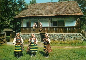 Postcard Romania Folk costume from Maramures