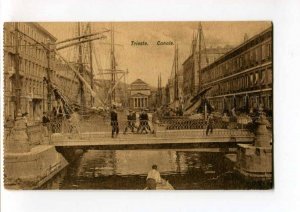 289306 ITALY TRIESTE Canale ships Vintage postcard