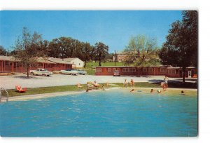 Branson Missouri MO Vintage Postcard Roark Motel Swimming
