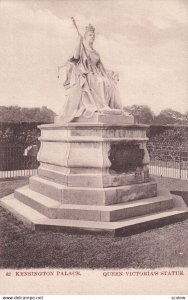 LONDON, England, 1900-1910s; Kensington Palace, Queen Victoria's Statue
