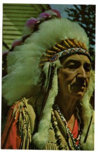 Indigenous Headdress, Indian Fall Fair, Six Nations Reverse, Brantford, Ontario