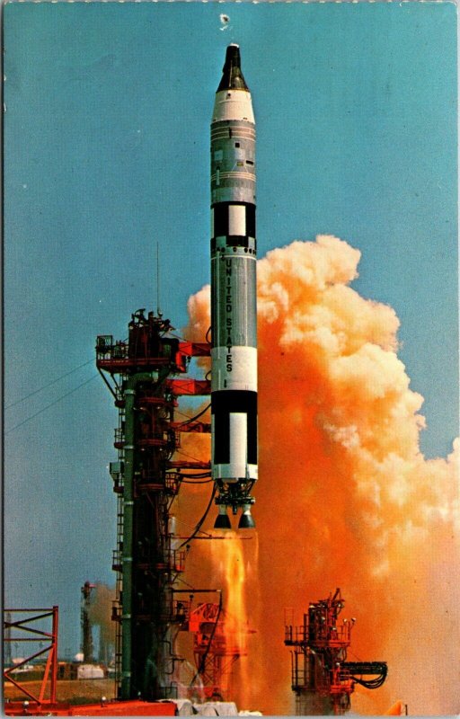 Vintage Postcard  - NASA - GEMINI TITAN Kennedy Space Center FLORIDA 1969 POST