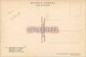 Postcard Modern Nazare (Portugal) Drawing the nets